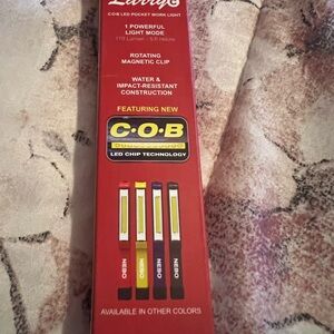 LED cordless flashlight